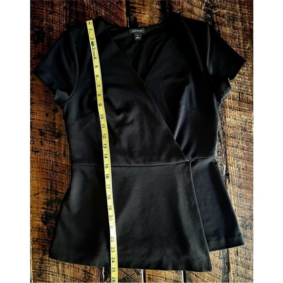 Ann Taylor women’s black wrap top size xsmall - Picture 9 of 12